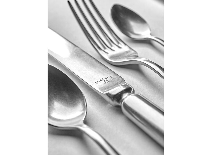Sergio Herman- Surface 12pc dessert messer monoblock