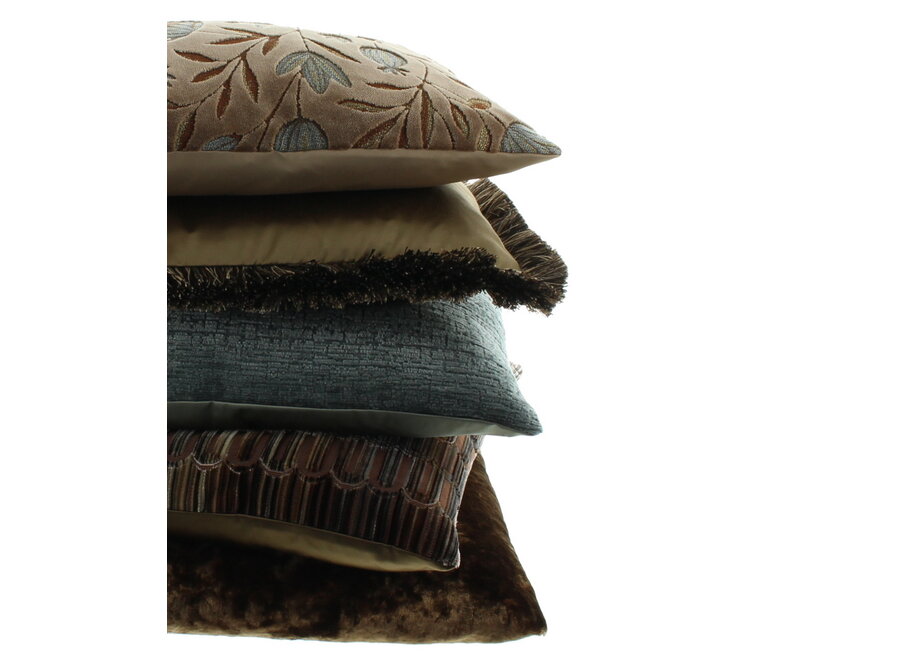 Coussin décoratif Dafne Dark Gold 922 + Fringe Bronze