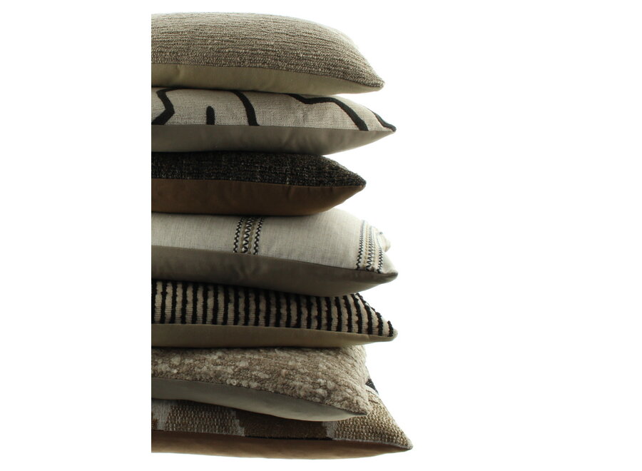 Dekoratives Kissen Ormalla Black / Sand