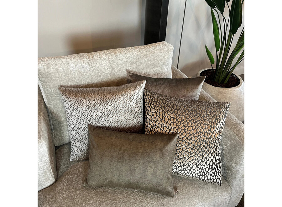 Combinaison de coussins Brown: Perla, Speranza, Mobelly & Hagir