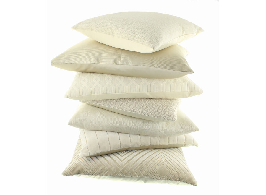 Decorative cushion Lobelle Off White - Limited