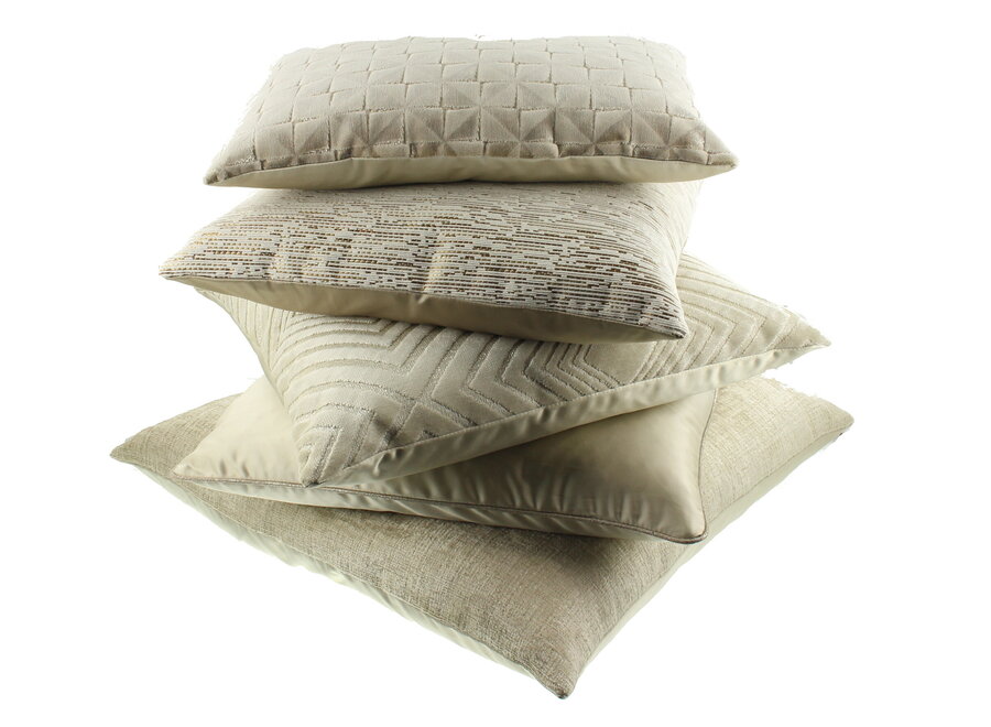 Sierkussen Lobelle Off White - Limited