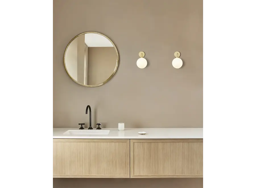 Wandlamp Apiales Wall Hard-wired - Brushed brass - Opal