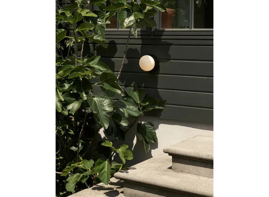 Wandleuchte Liila 1 - Outdoor - Black - Opal