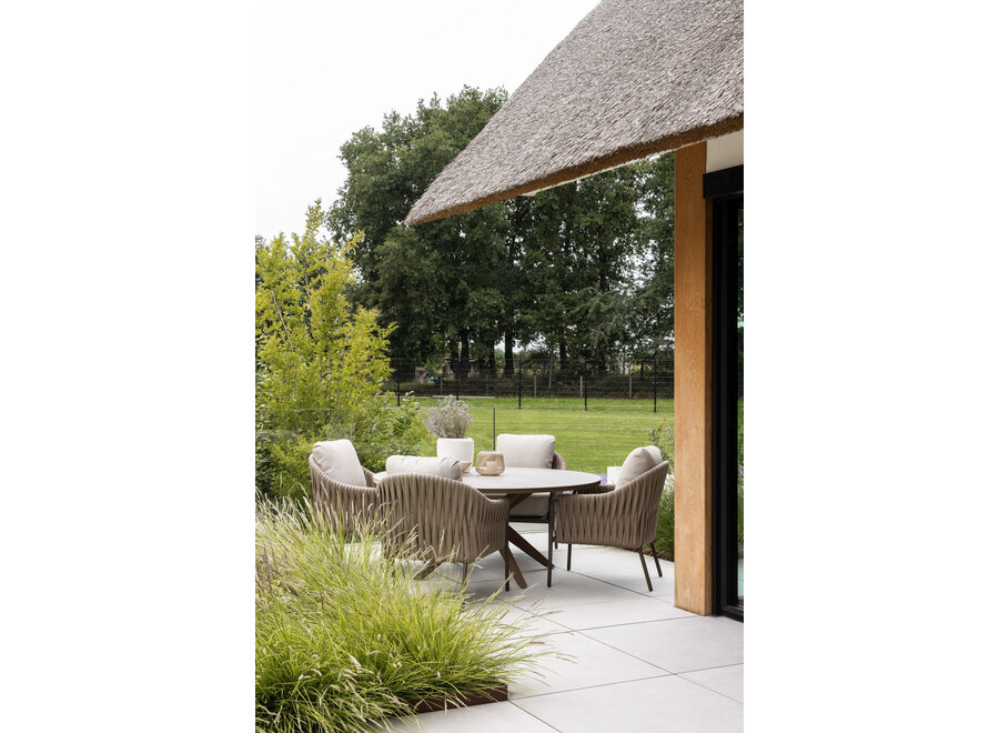 Low Dining table 'Calma' - Bronze