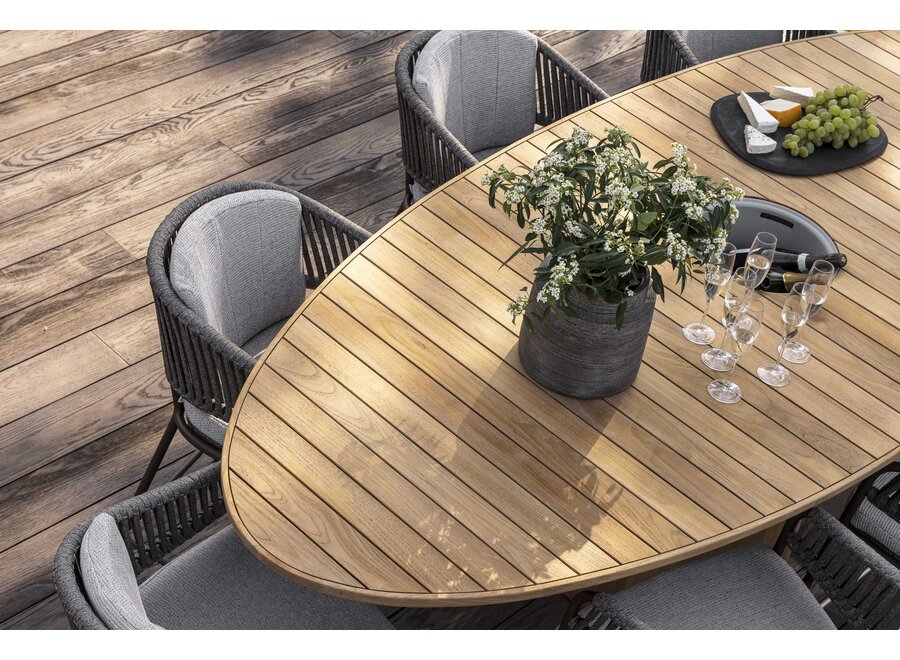 Niedriger Esstisch 'Loreto' - Oval