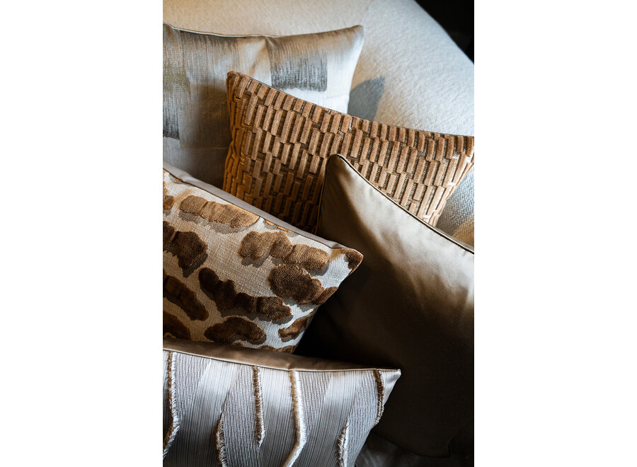 Dekoratives Kissen Nimfy Dark Gold