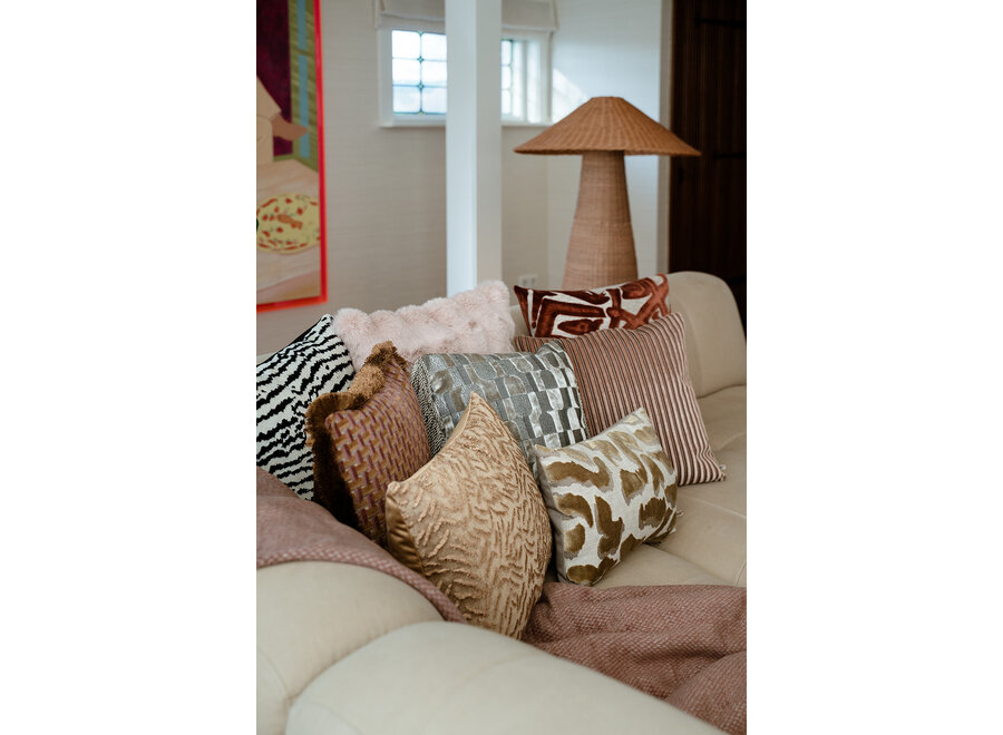 Sierkussen Skaylo Ash Rose + Fringe Dark Gold