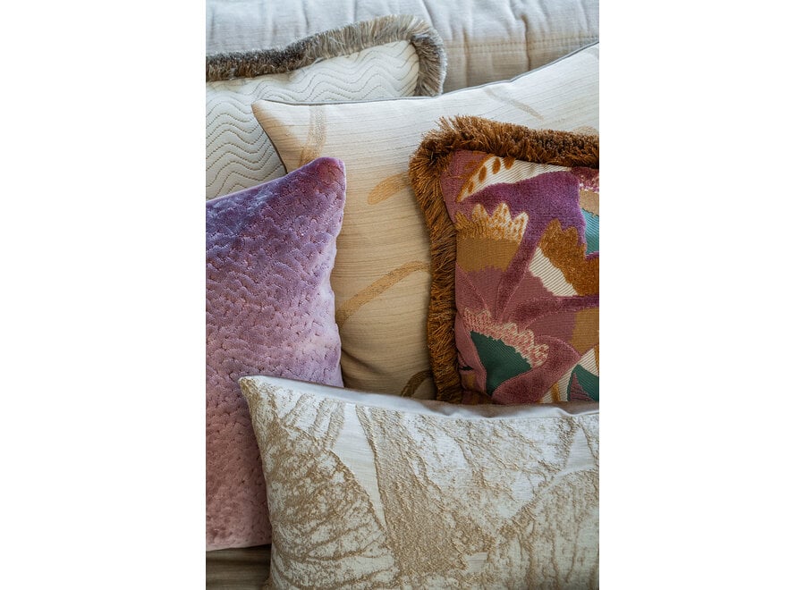 Decorative cushion Scrolla Exclusive Natural + Fringe Gold