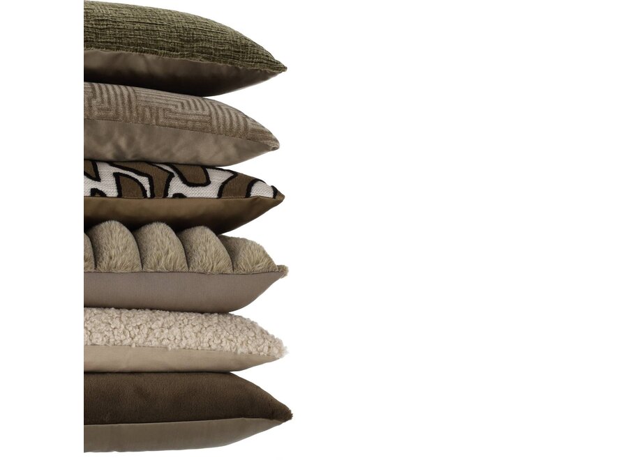 Decorative cushion Shaggy Army + Piping