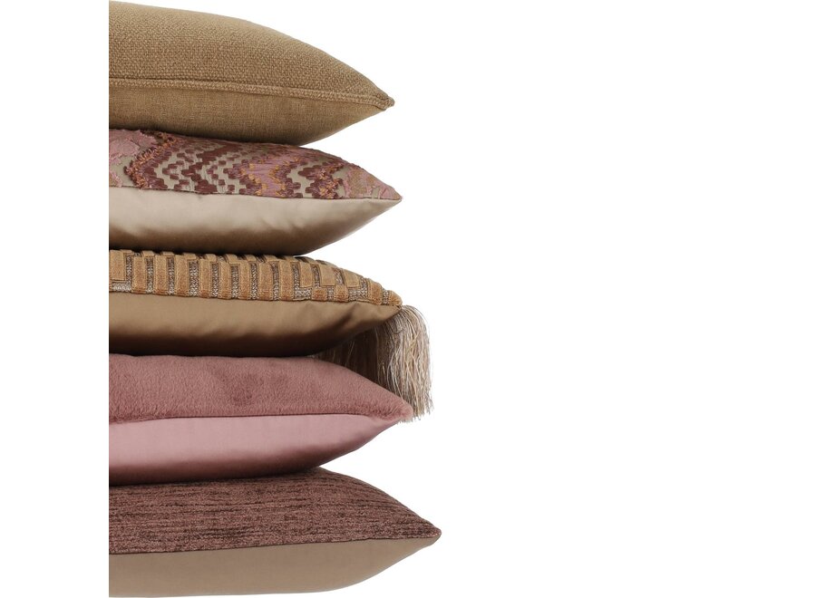 Decorative cushion Sohos Exclusive Camel + Piping