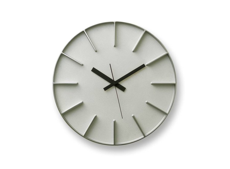 moderne round clock 'Edge' of casted aluminium - Wilhelmina Designs