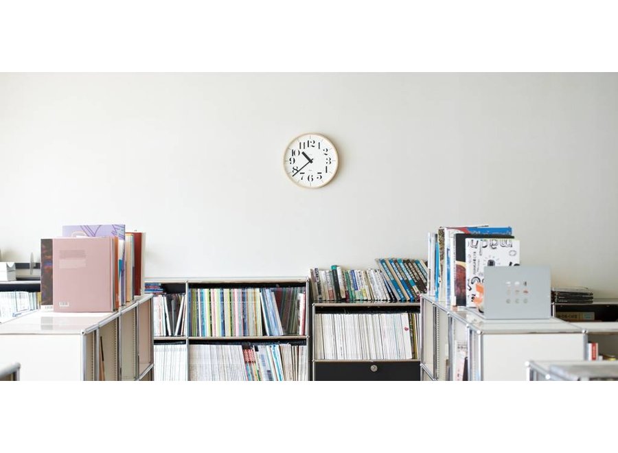 RIKI wall clock combines beatiful design with excellent readability
