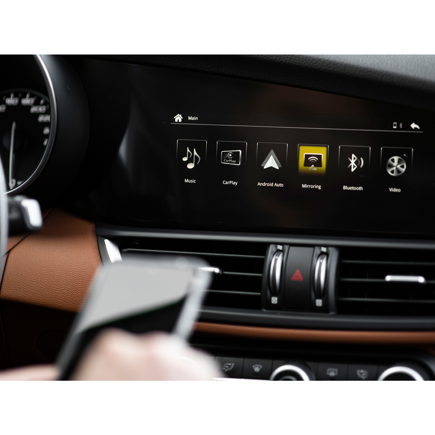 Apple Carplay & Android Auto interface voor de Alfa Romeo Giulia en Stelvio