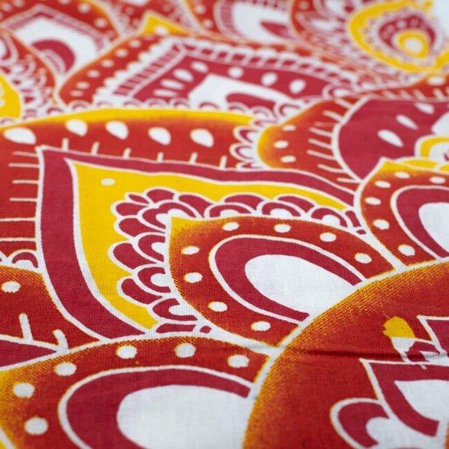 Spiru Authentiek wandkleed Mandala Bloemen