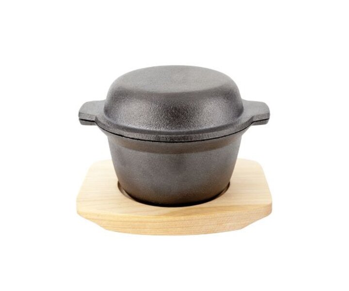 M&T Potje 11,8 cm gietijzer geleverd met houten plankje