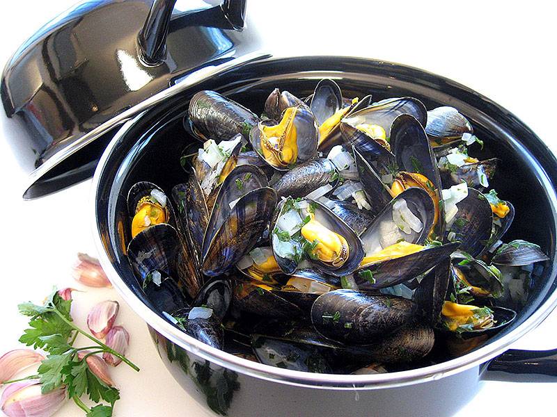 Ensemble casserole 13 pièces plus moules 2 compartiment