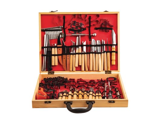 M & T  Garnishing tool set 80 pieces livré dans une malette