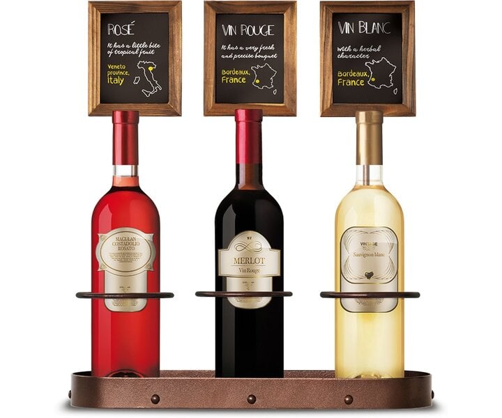 M&T Bottle display for 3 bottles