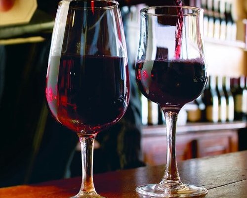 GLAS MET MAATSTREEPJE 