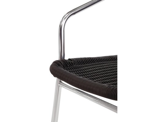 M & T  Fauteuils en rotin noir et aluminium empilables