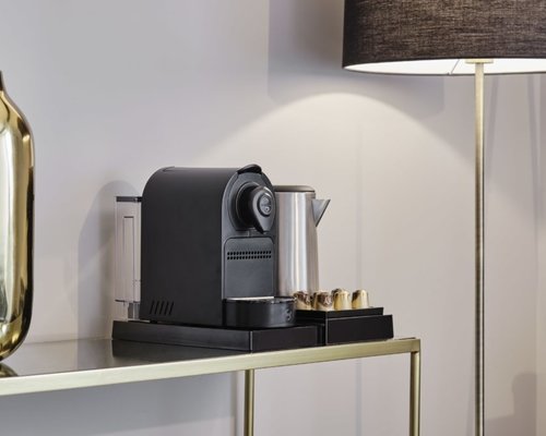 MACHINE NESPRESSO 