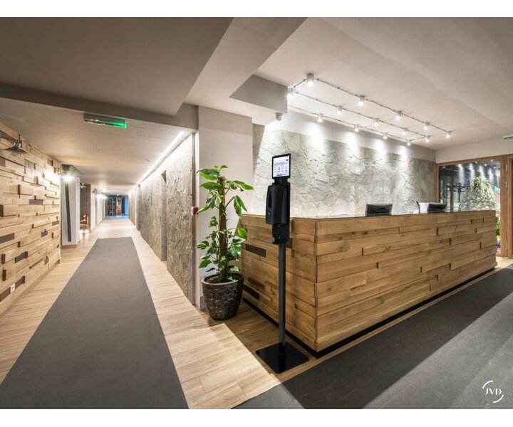 JVD Handdesinfectiestation met een stevige basis van 6 kg