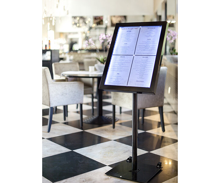 M&T Menu stand footed 4 x Din A4 with LED lightning