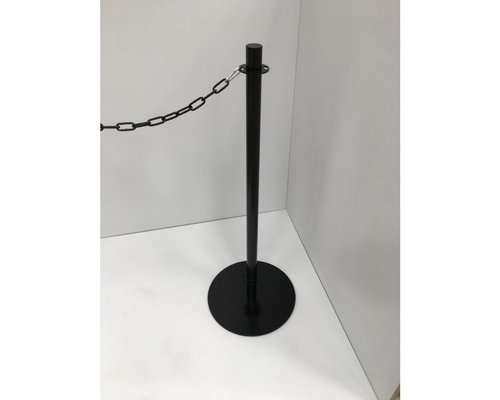 M & T  Set of 2 barrier posts with a metal chain 1,5 m black