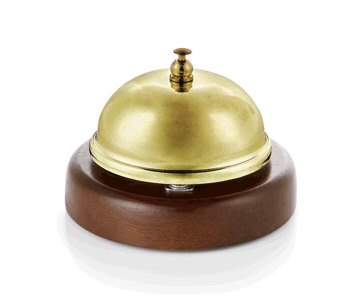 M&T Receptiebel koper look op houten sokkel