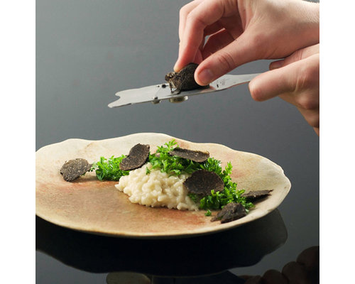 M&T Truffelsnijder - Mandoline voorzien van een gekarteld  lemmet