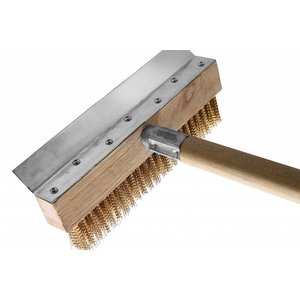 M&T Pizza oven brush with scraper