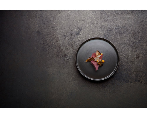 M&T Assiette plate avec bord relevé  Ø 28,5 cm x h 2 cm Verso noir