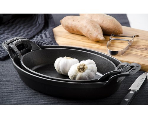 STAUB Plat à gratin ou four fonte noire ovale 21 x 14 cm empilable