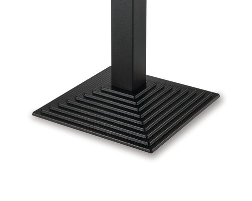 M&T Table 70 x 70 cm " Chêne Rustique " pied en fonte inclus