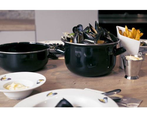 M & T  Musselpot Ø 18 cm black with thick bottom suitable for induction