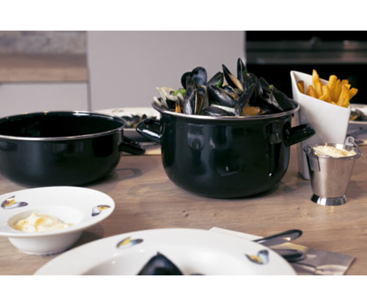 M&T Mosselpot Ø 18 cm zwart met zware bodem geschikt voor inductie