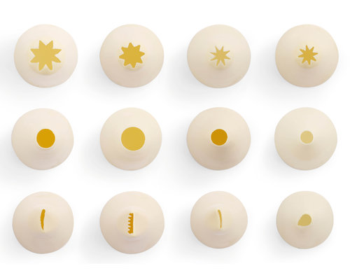 M&T Set of 12 different icing tips in a box