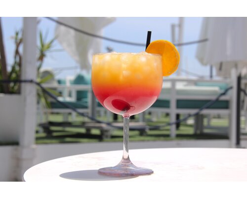 M&T Verre à gin & tonic 57 cl fabrication en matière plastique blanche PETG incassable