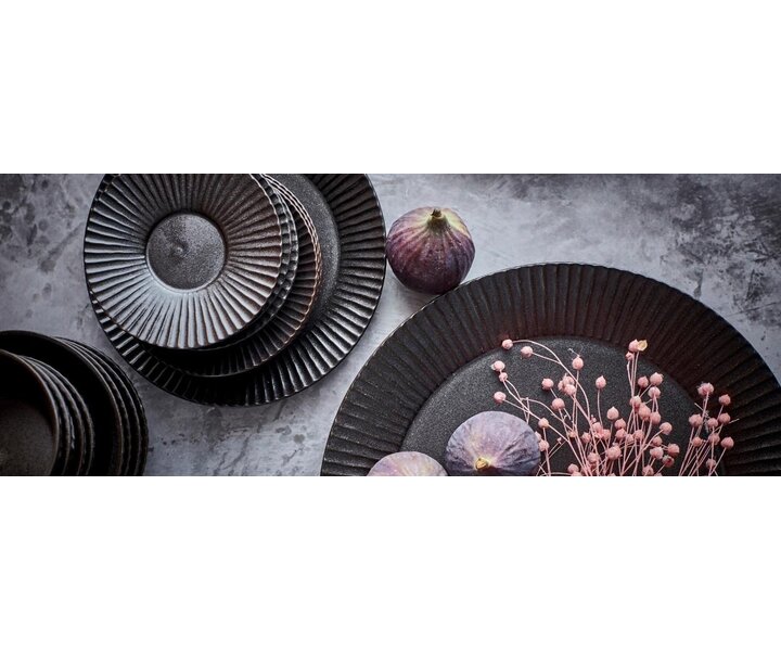 M&T Deep plate Ø 24 cm " Aurora black "