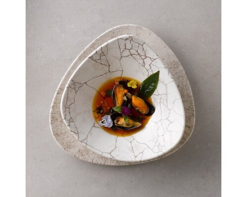 CHURCHILL Driehoekige bowl 60 cl  23,5 x h 5 cm KINTSUGI " Pearl Grey "