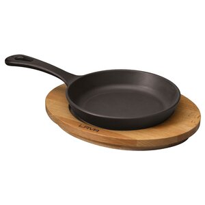 LAVA CAST IRON Braad & serveerpan Ø 16 cm zwart gietijzer geleverd met houten onderzetter