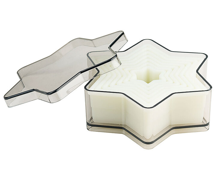 M&T Set with 7 plain " snowflake "  pastry / aspic cutters