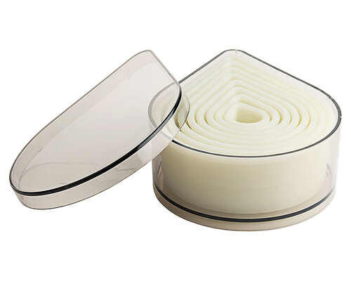 M&T Set with 8 plain " raindrop " pastry / aspic cutters