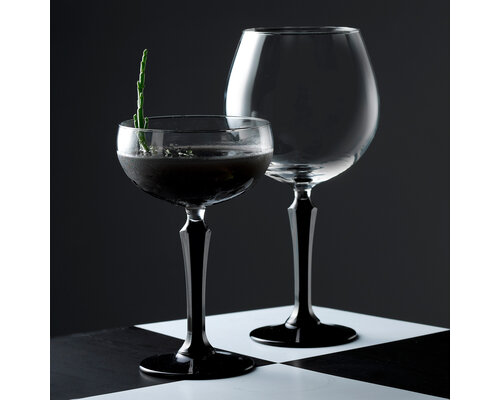 ONIS Glassware Gin & tonic - cocktail glas 58 cl   SPKSY met zwart voet