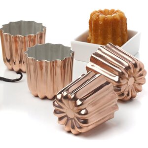 M & T  Tinned copper mould for Bordeaux cannelé mold Ø 3.5cm. Height: 3.7 cm. Price for set of 4 pieces.