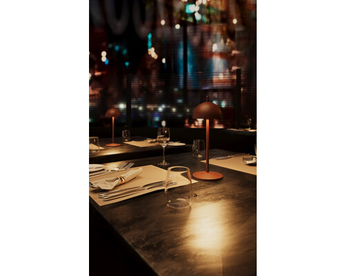 YU YU  LED TABLE LAMP ALICE BLACK