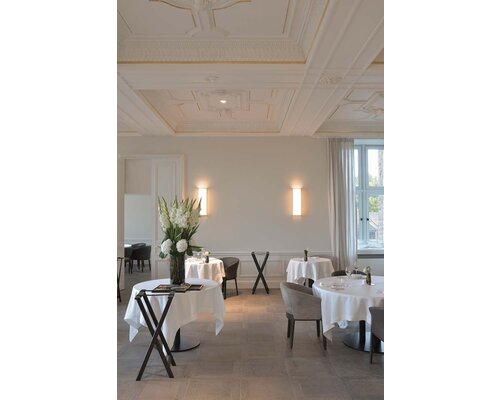 M&T Support à plateau en bois lacqué noir