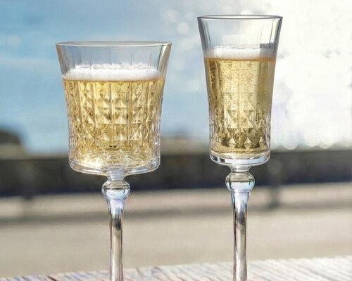 Sustainable plastic glasses