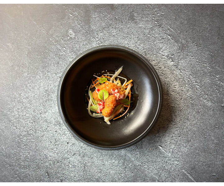 STUDIO RAW  Deep plate - Bowl  Ø 19,5 cm  h 6,7 cm " Black Vulcanic " Design by Kevala
